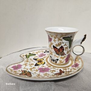 Allison LL "Butterfly" Fine Porcelain Teacup and Saucer/Dainties Plate